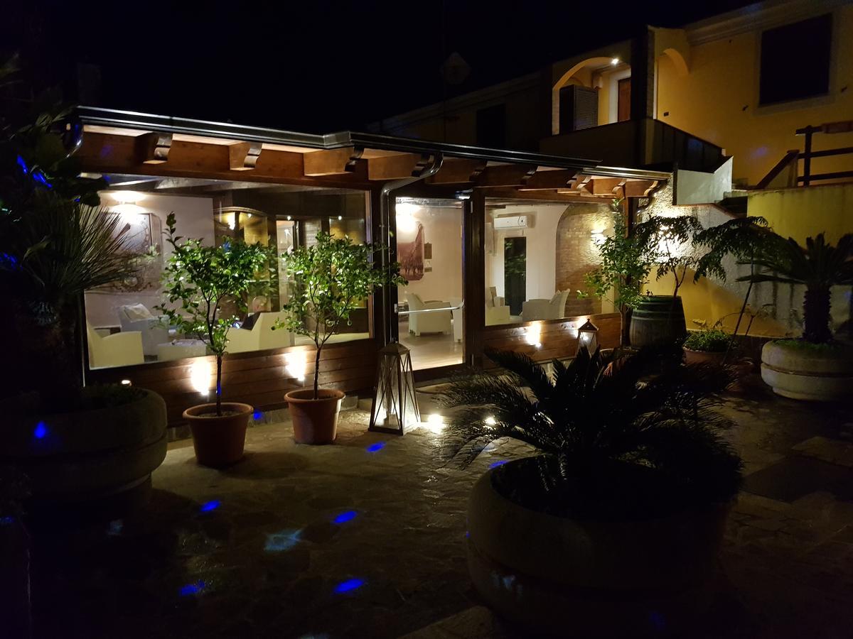 Il Borghetto Hotel Ristorante Lamezia Terme Exterior photo